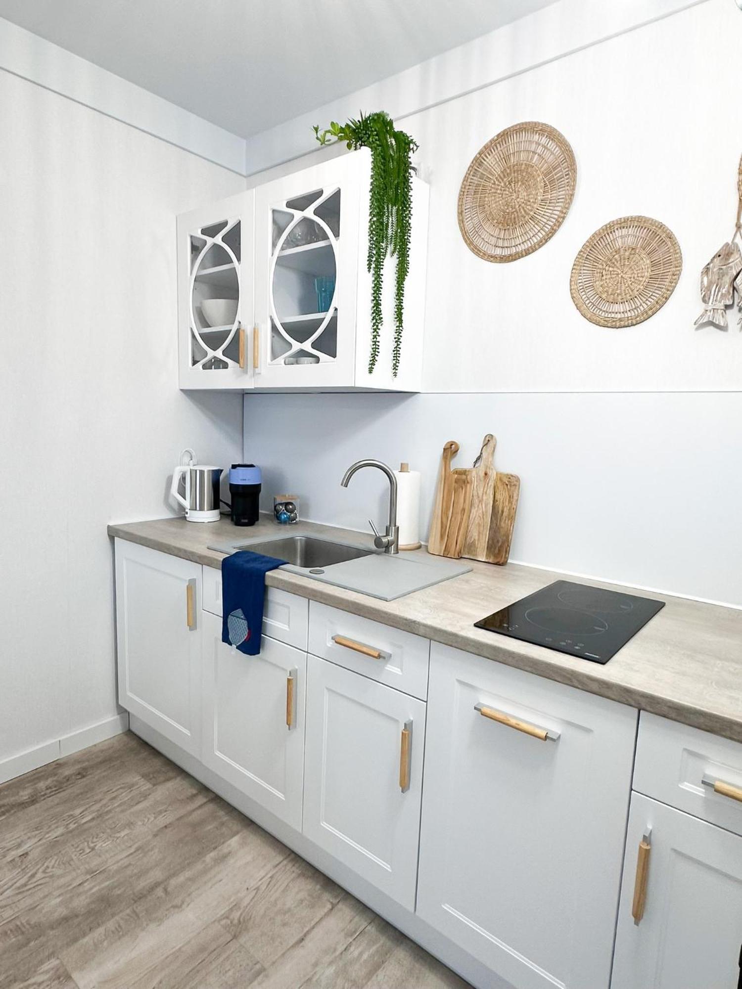 Coastal Comfort Apartment *