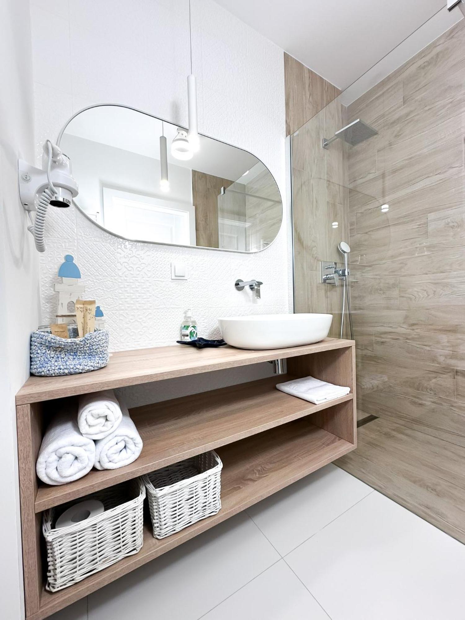 Coastal Comfort *