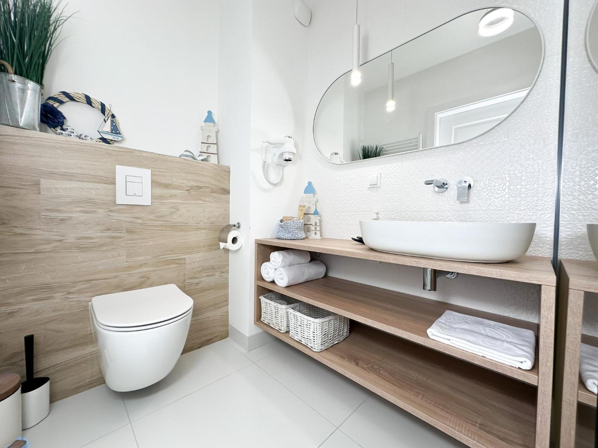 Coastal Comfort Apartment *